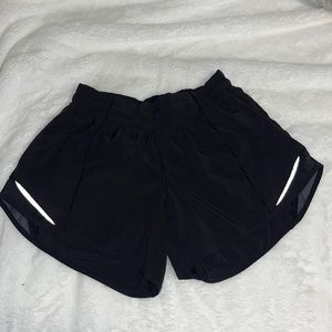 BLACK LULULEMON SHORTS